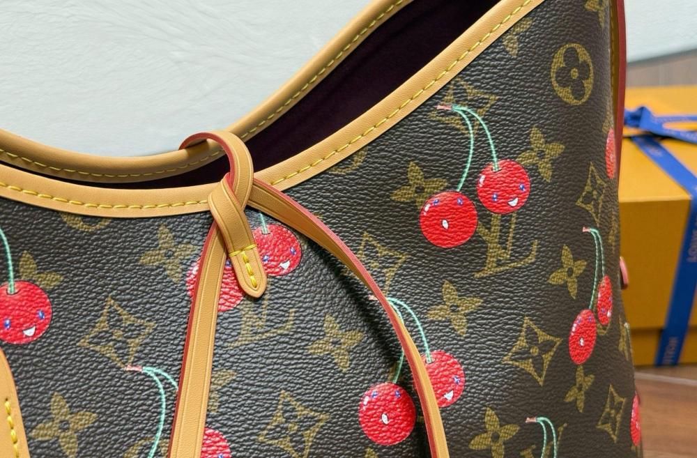 LV Carryall