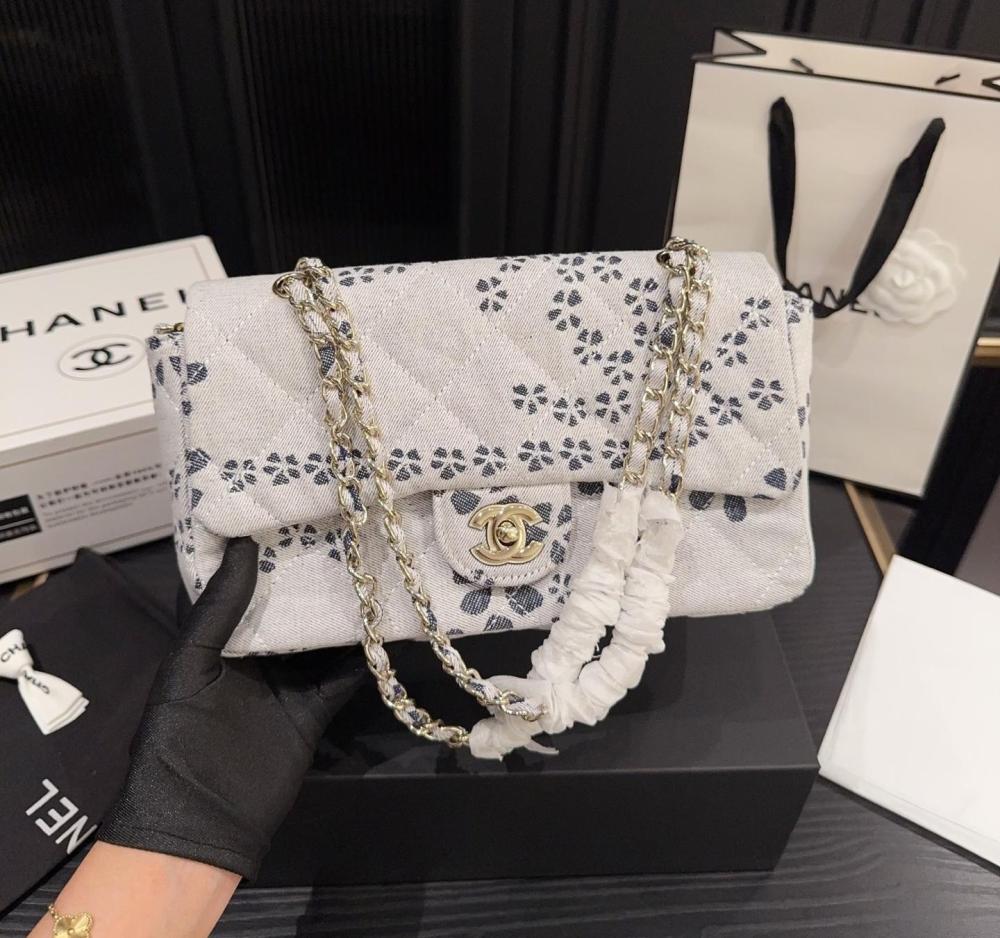 Chanel CF