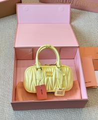 Light Yellow