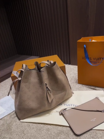 LV Flore
