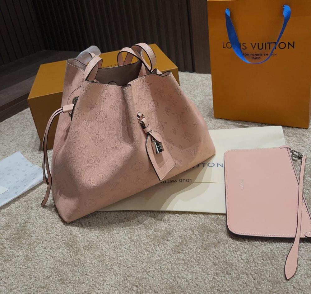 LV Flore