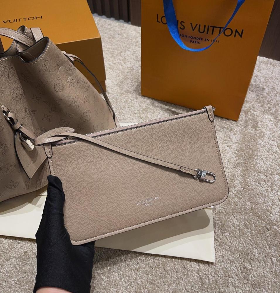LV Flore