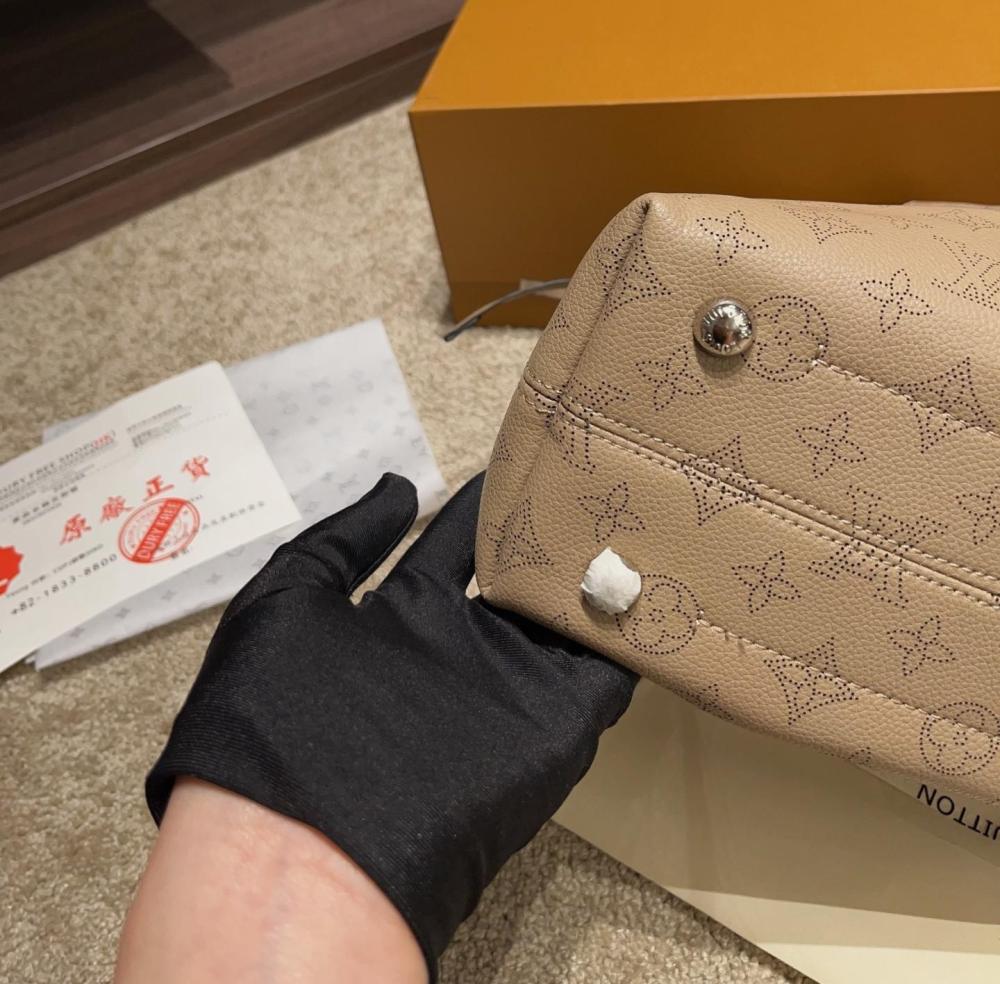 LV Flore