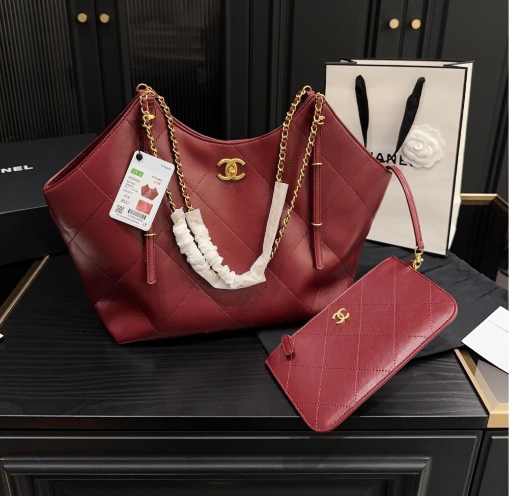 Chanel Hobo
