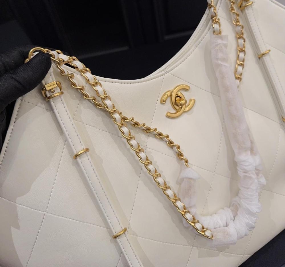 Chanel Hobo