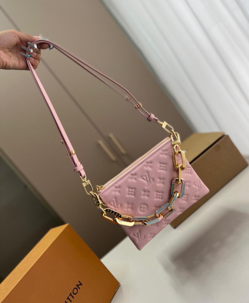 LV Coussin