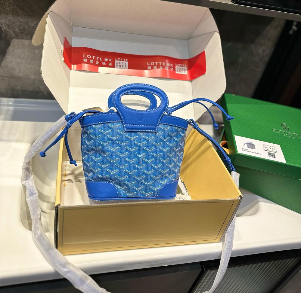 Goyard Mini beluga