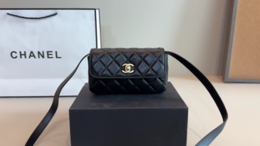 Chanel Crossbody bag