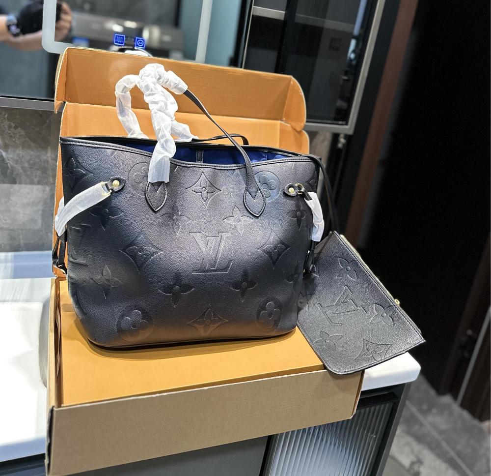 LV Neverfull