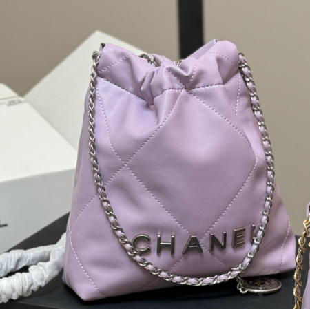 Chanel 22 Bag