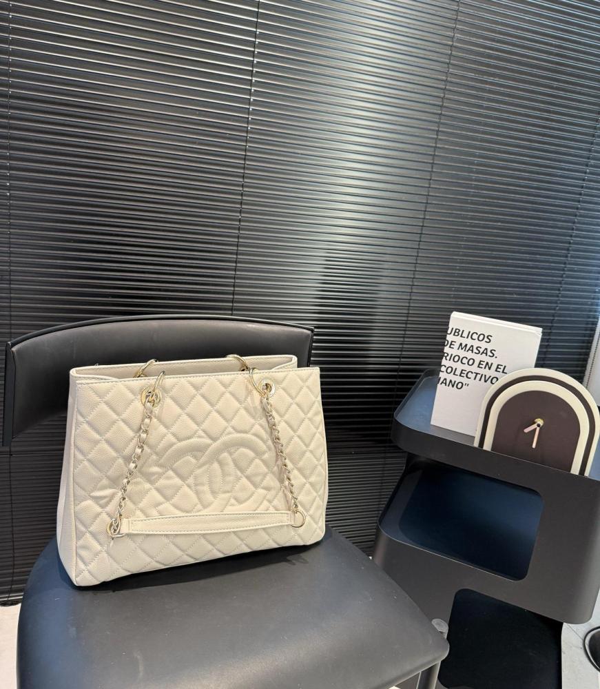 Chanel GST