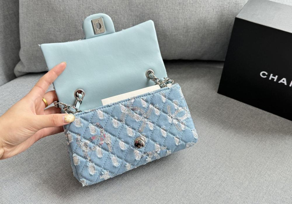 Chanel Chain bag