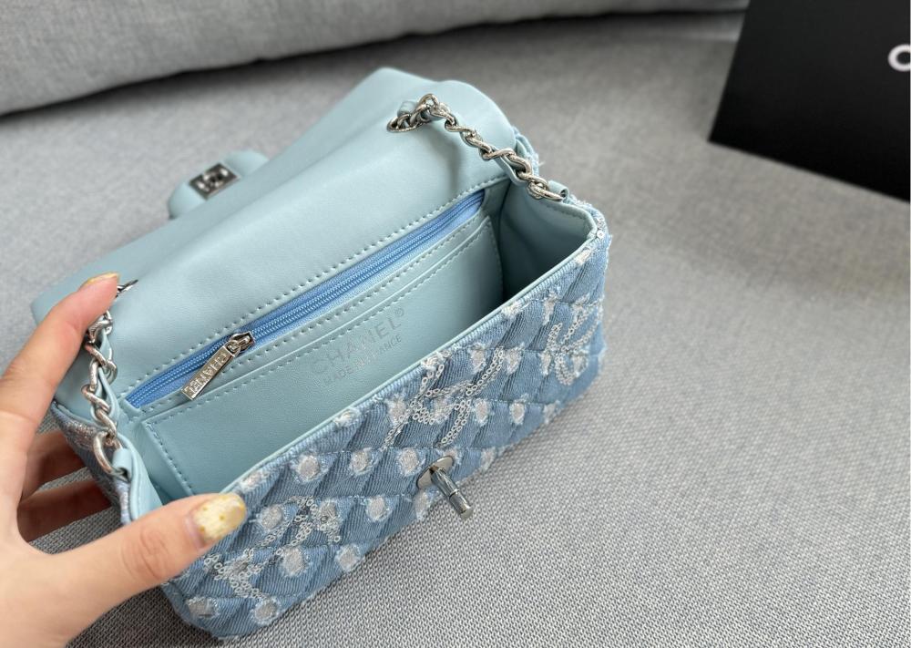 Chanel Chain bag