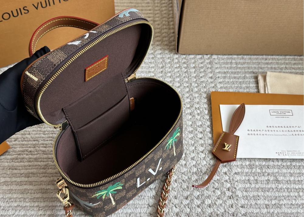 LV Vanity