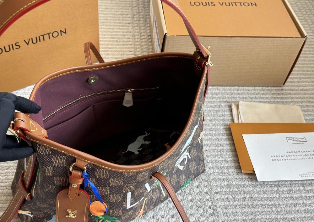 LV Carryall