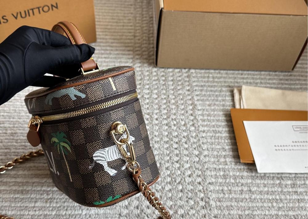 LV Vanity