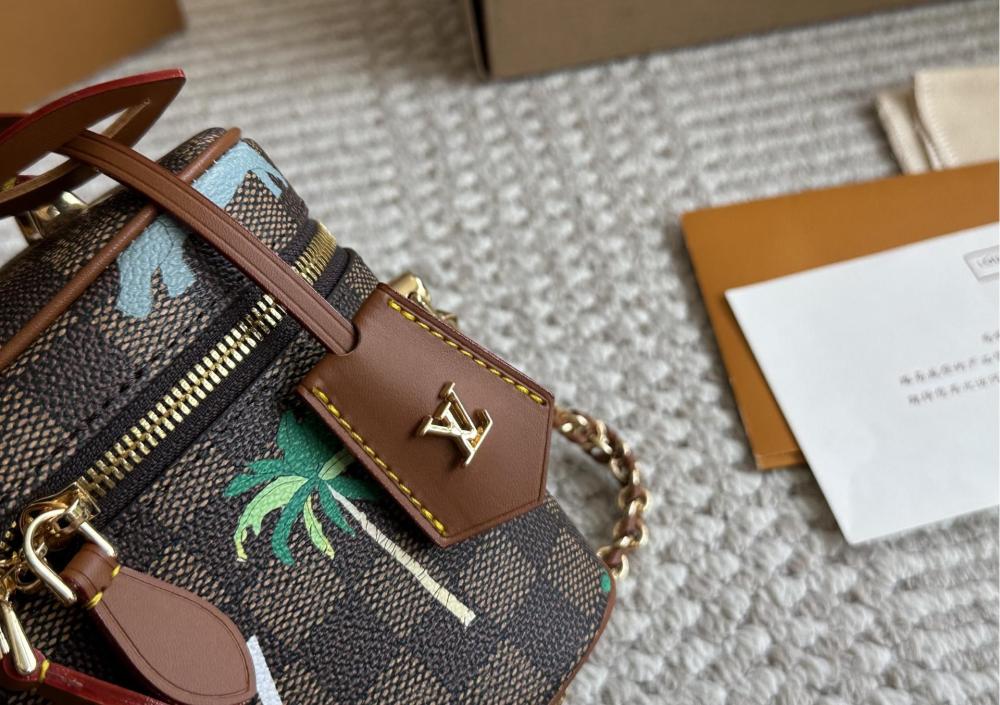 LV Vanity