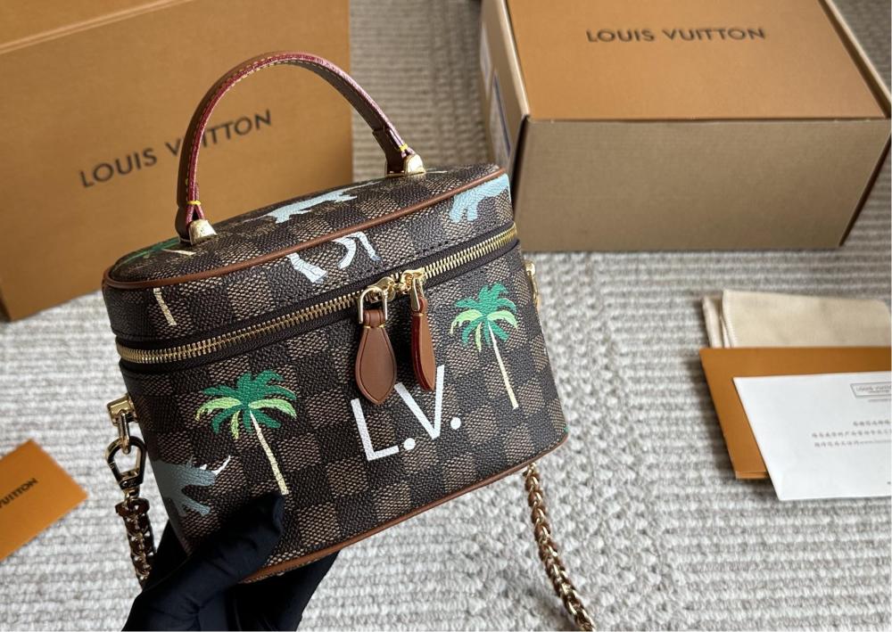 LV Vanity
