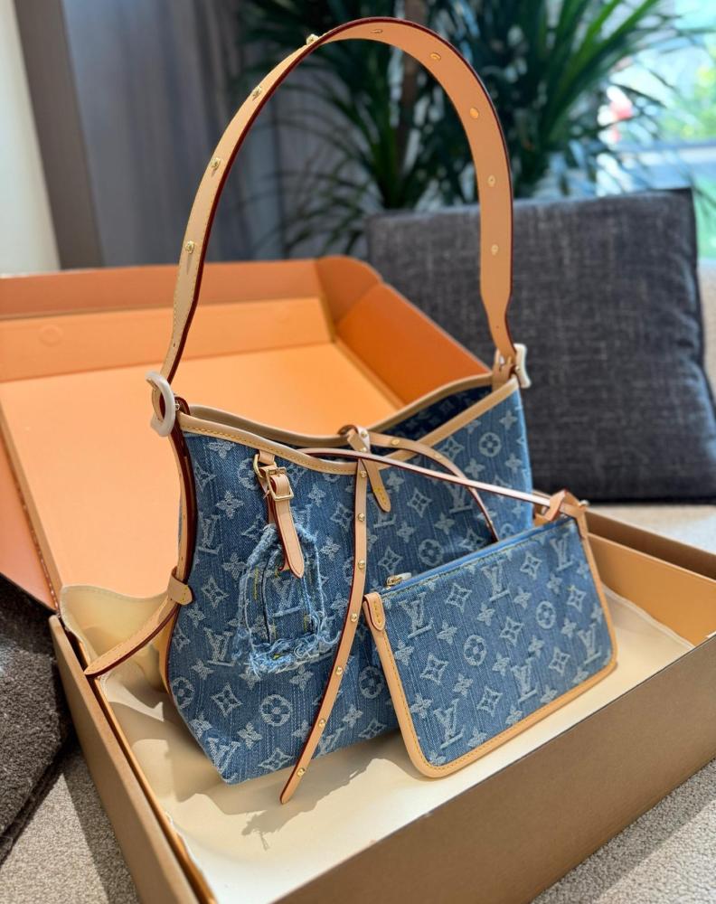 LV Carryall