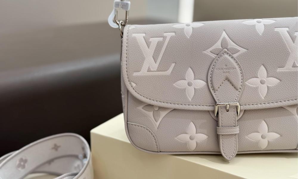 LV Diane