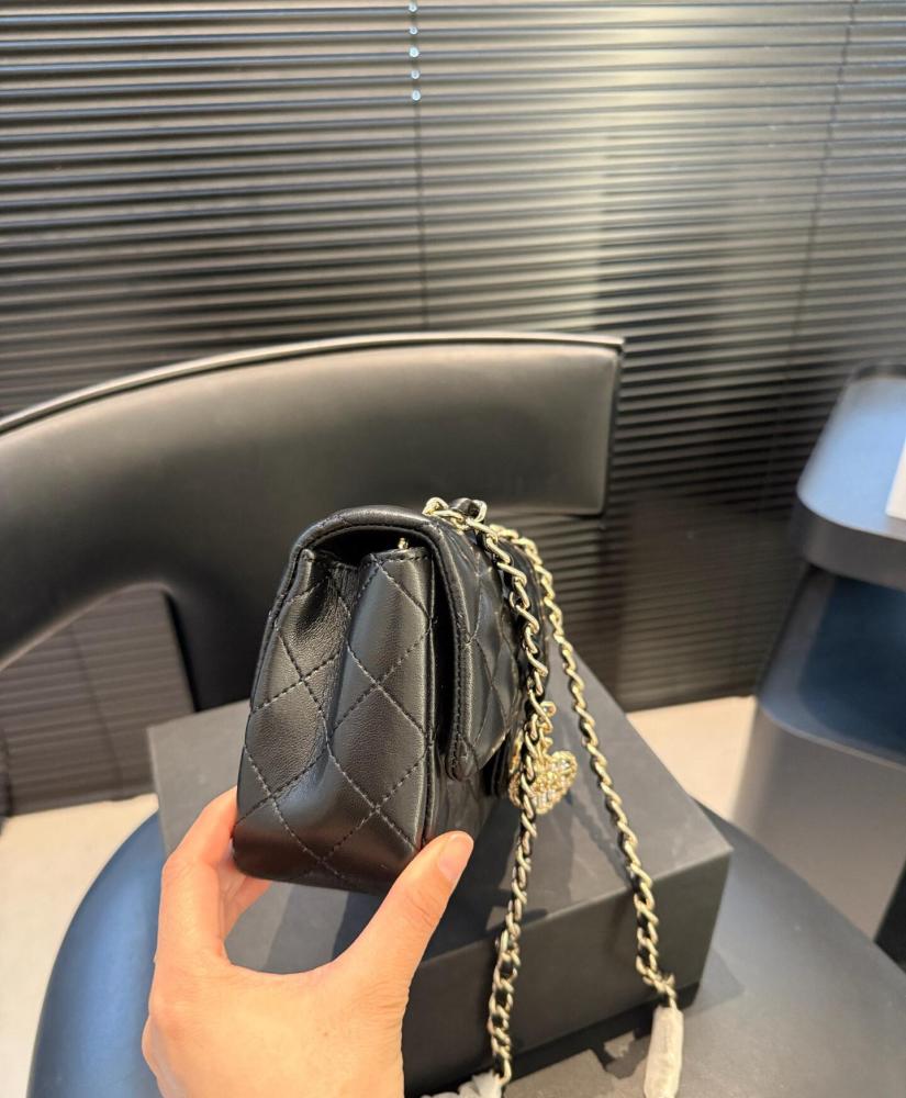 Chanel CF