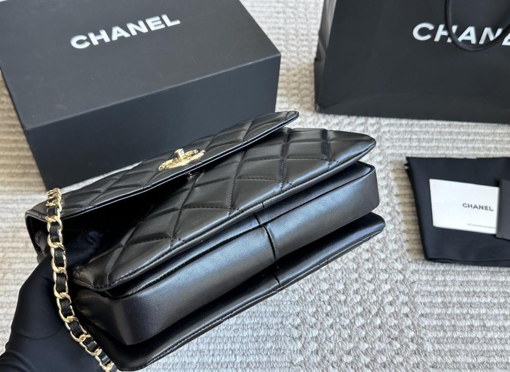 Chanel Trendy CC