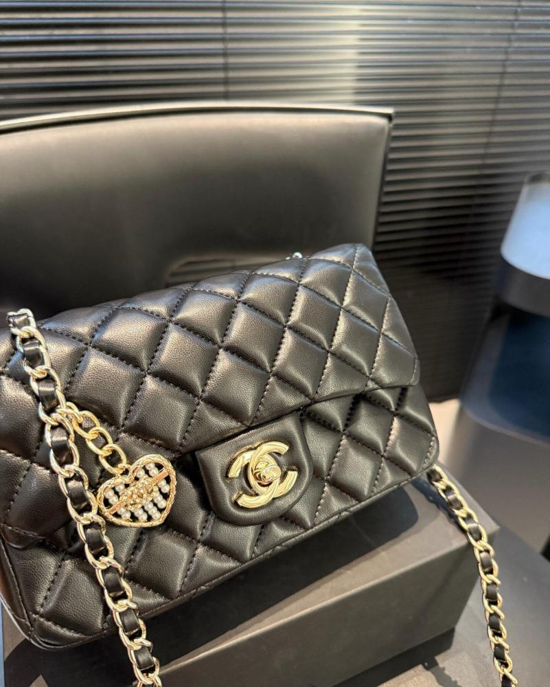 Chanel CF