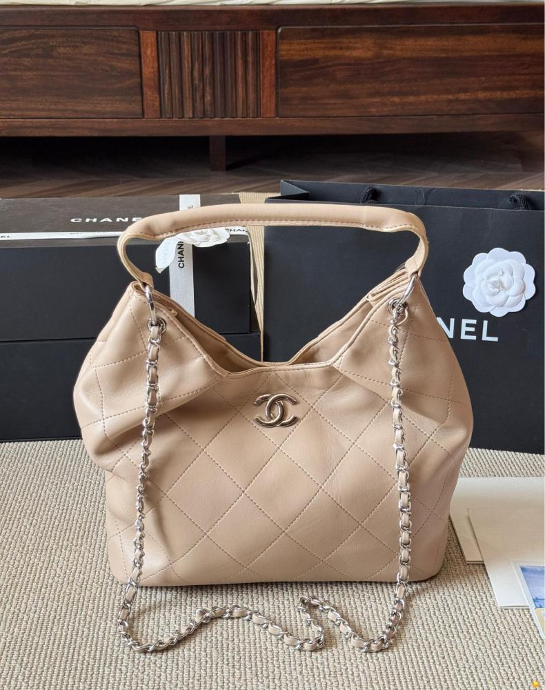 Chanel Hobo