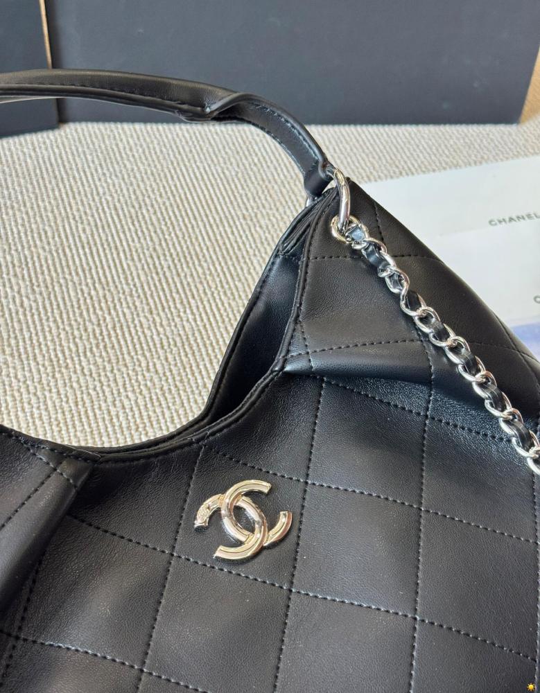 Chanel Hobo