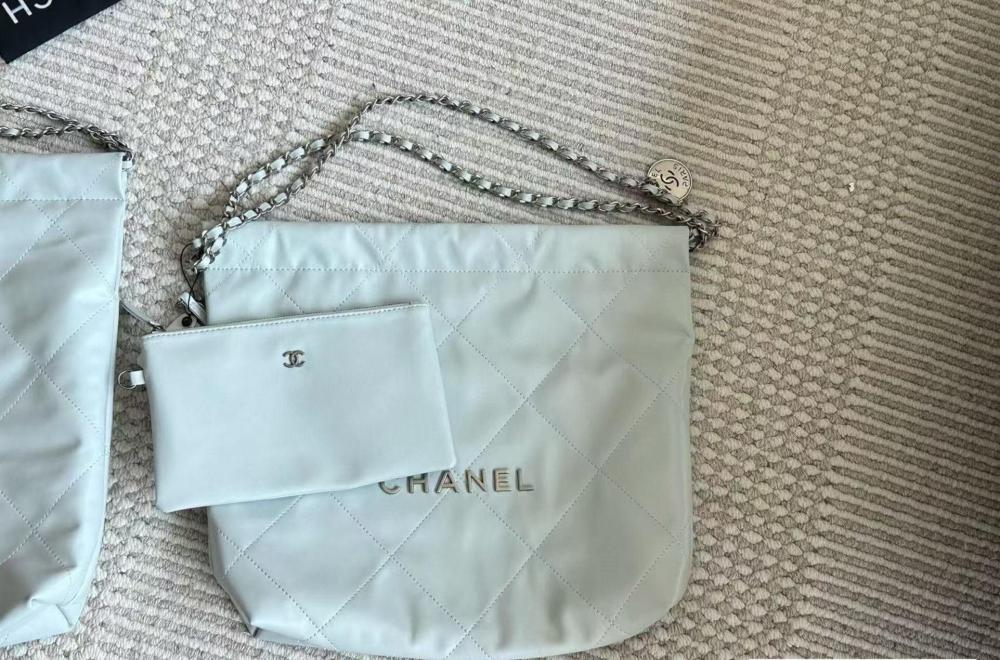 Chanel 22 Bag