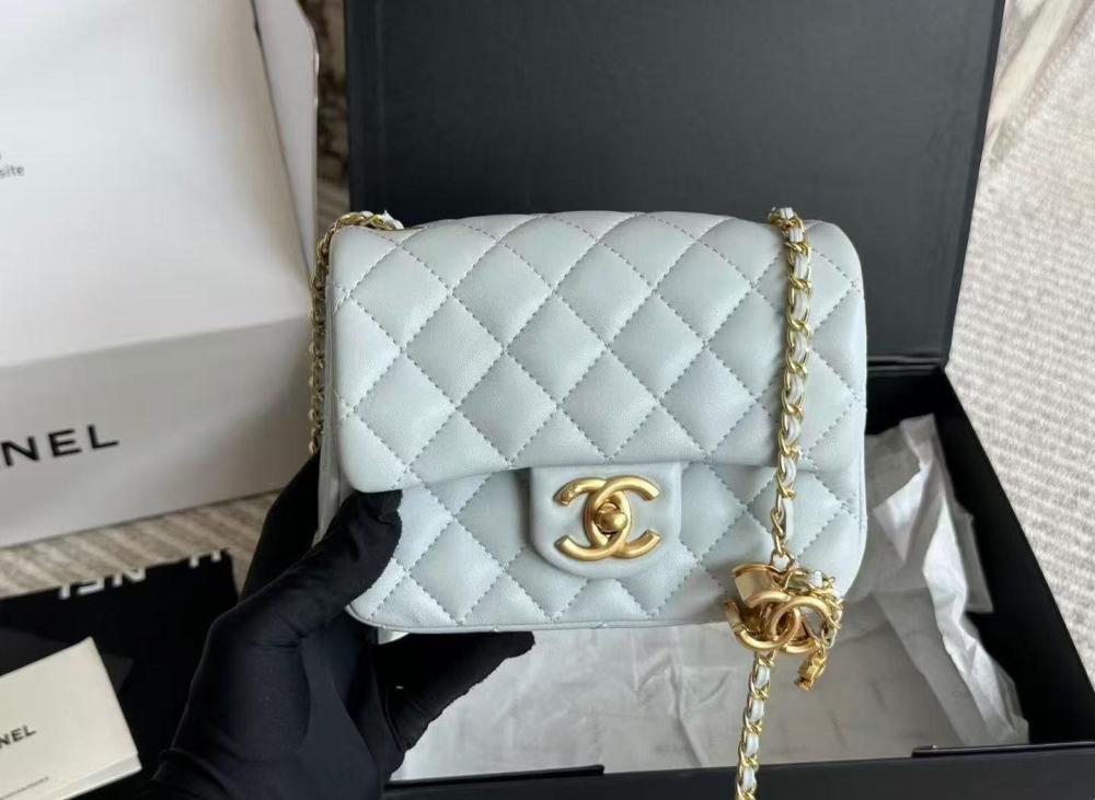 Chanel CF