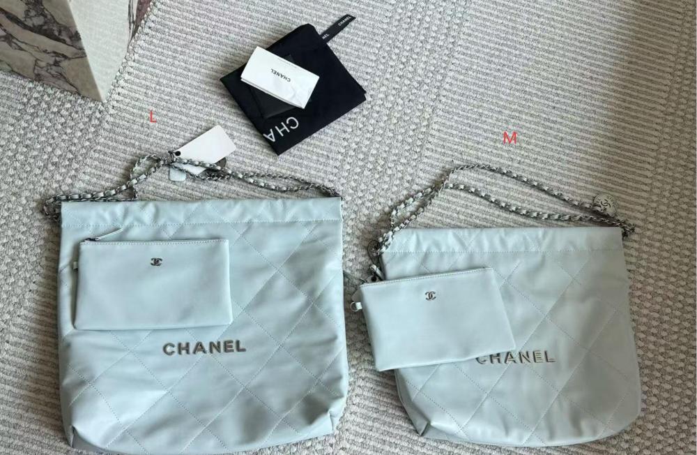 Chanel 22 Bag