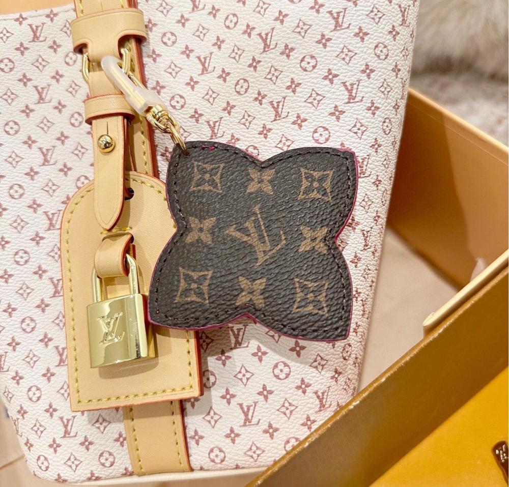 LV All In bb