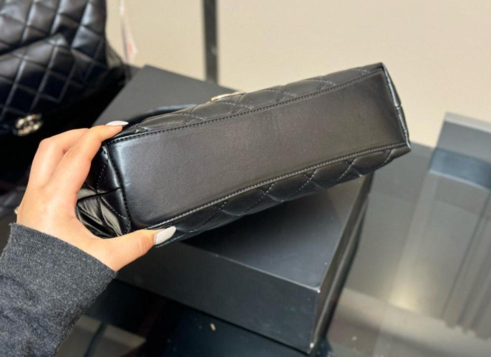 Chanel Hobo