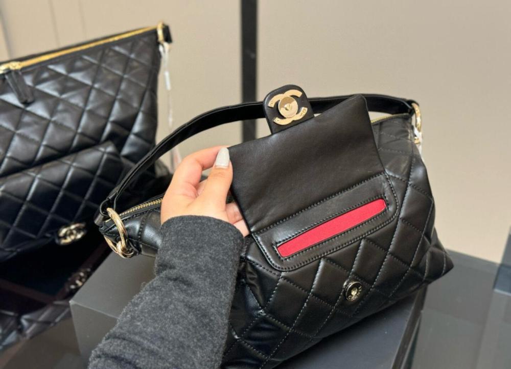 Chanel Hobo