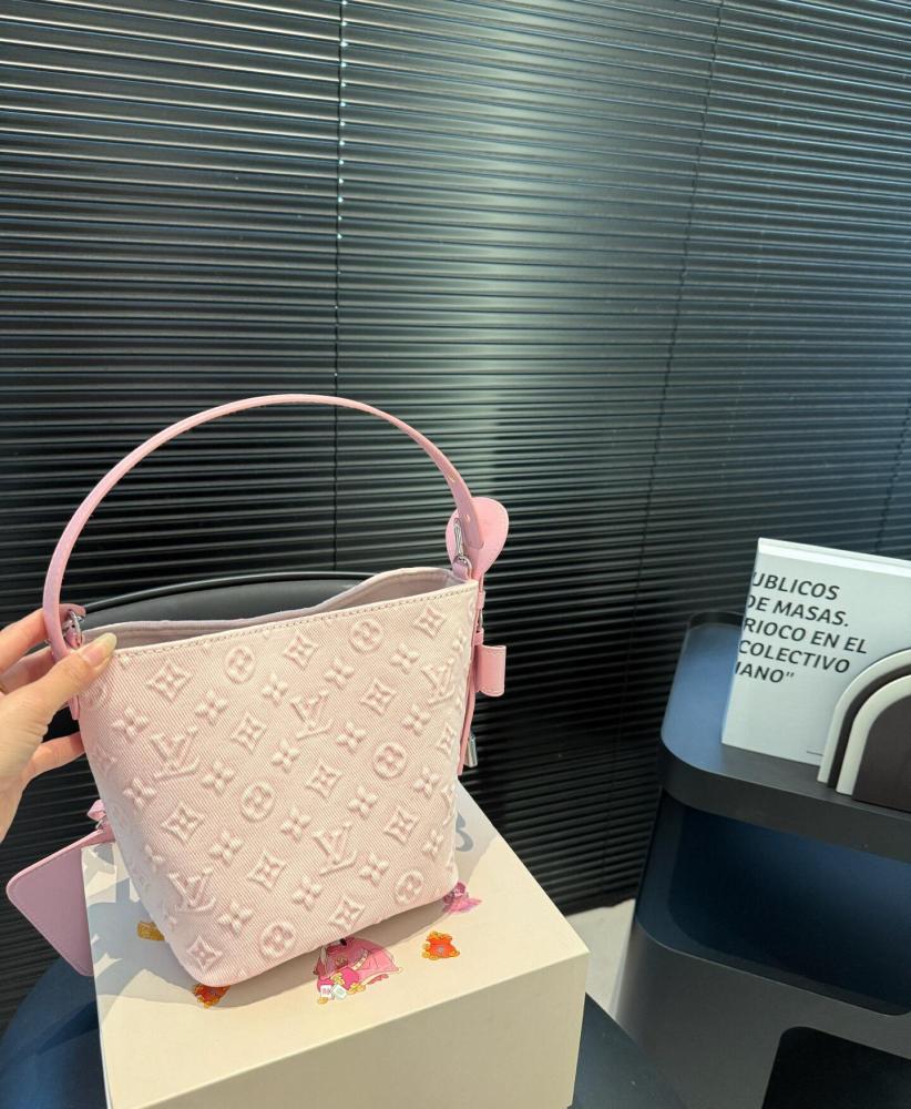 LV All In bb