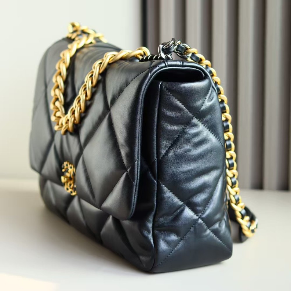 Chanel 19 bag