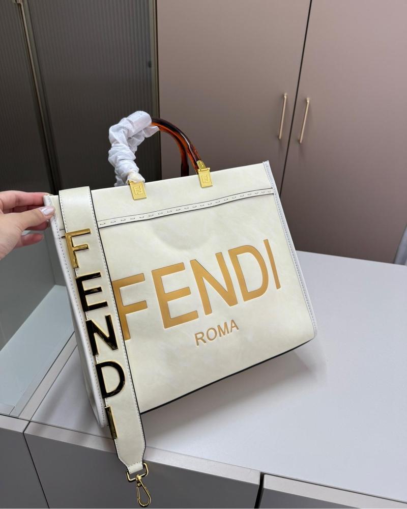 Fendi tote