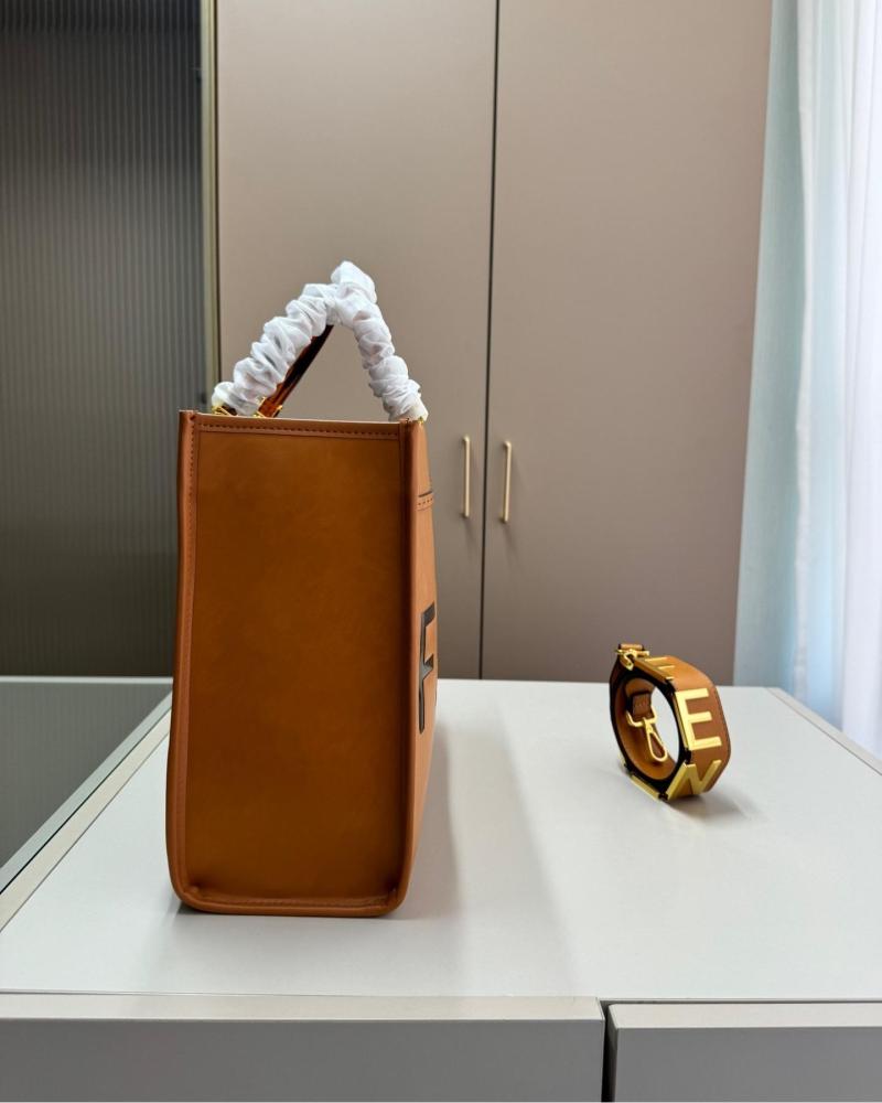 Fendi tote