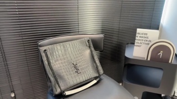 YSL Niki