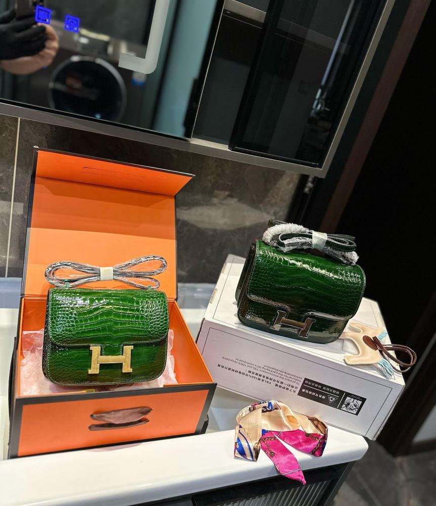 Hermes Constance