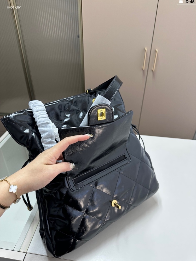 Chanel Tote