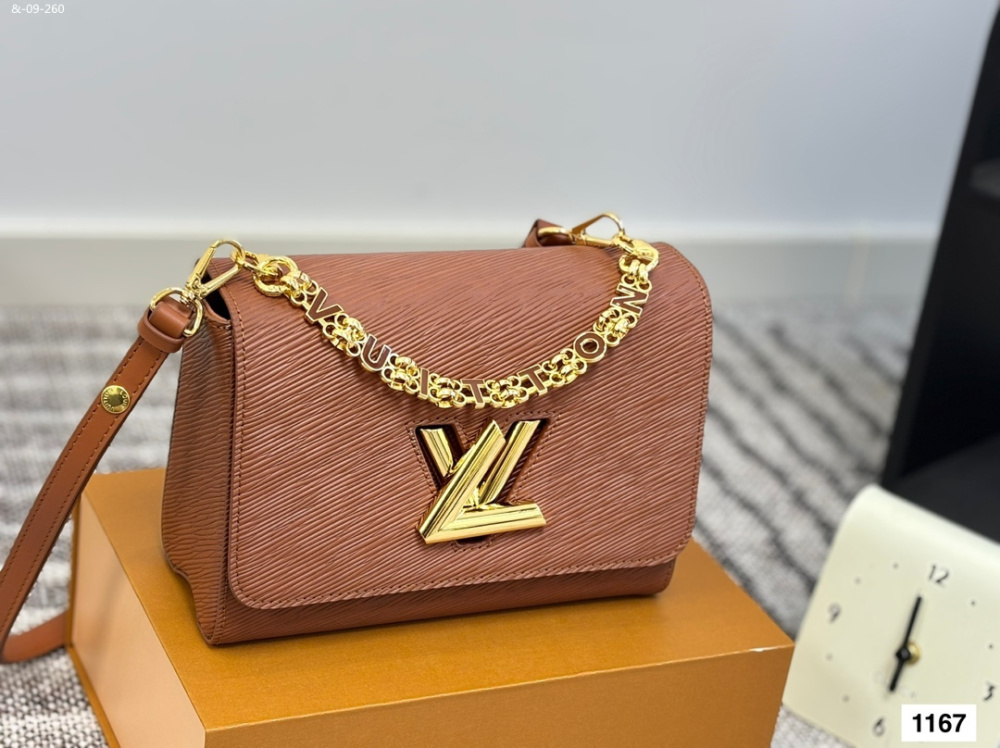 LV Twist