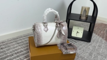 LV speedy nigo 25
