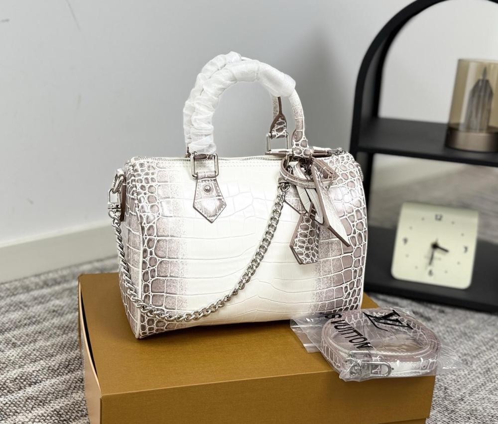 LV speedy nigo 25
