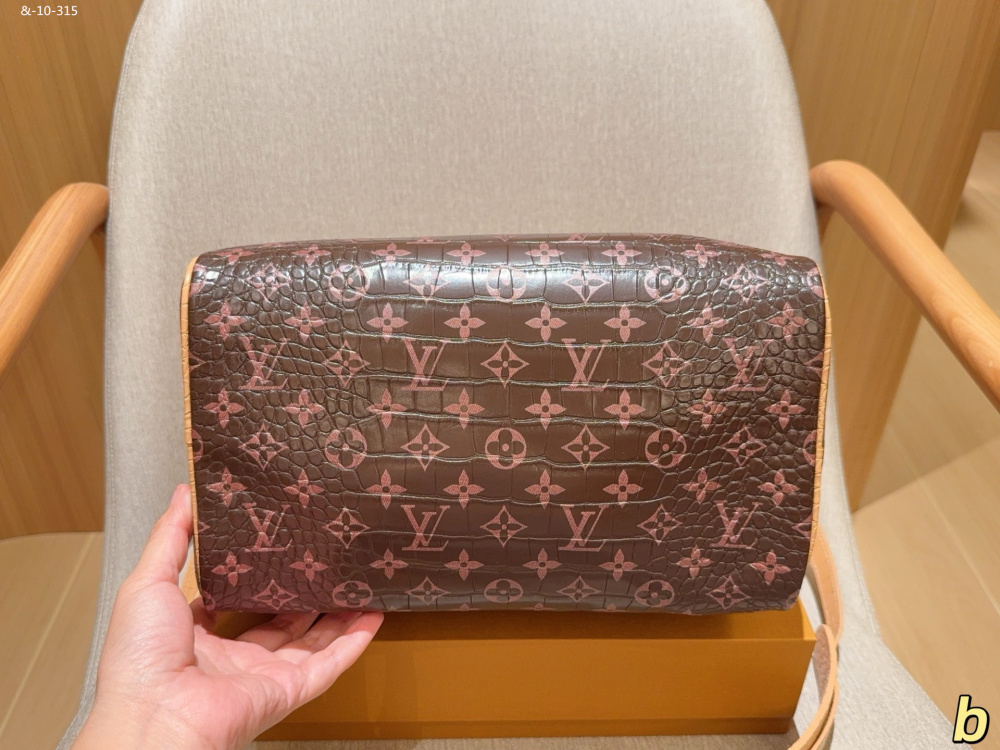 LV