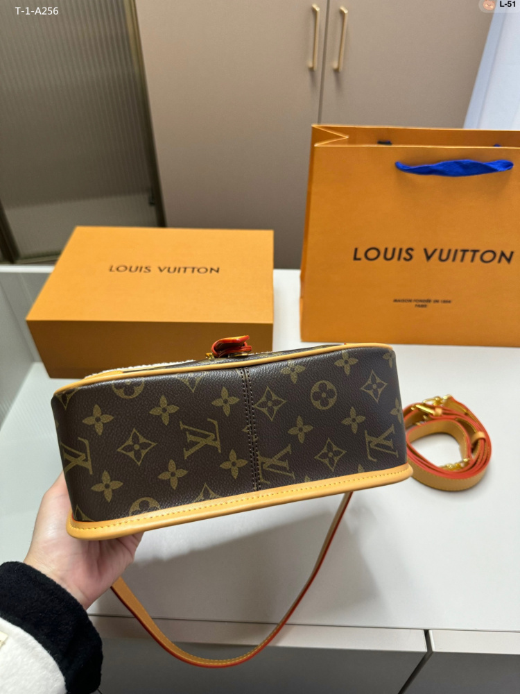 LV diane