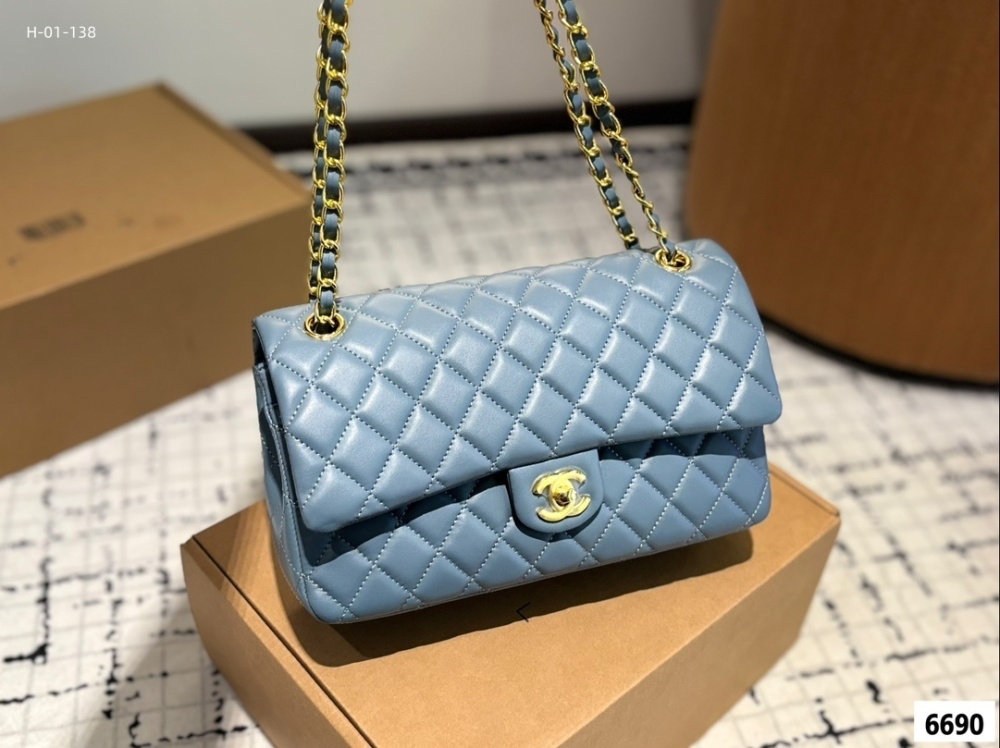 Chanel cf