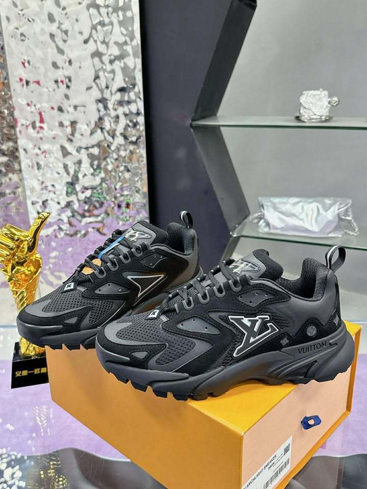 LV shoes