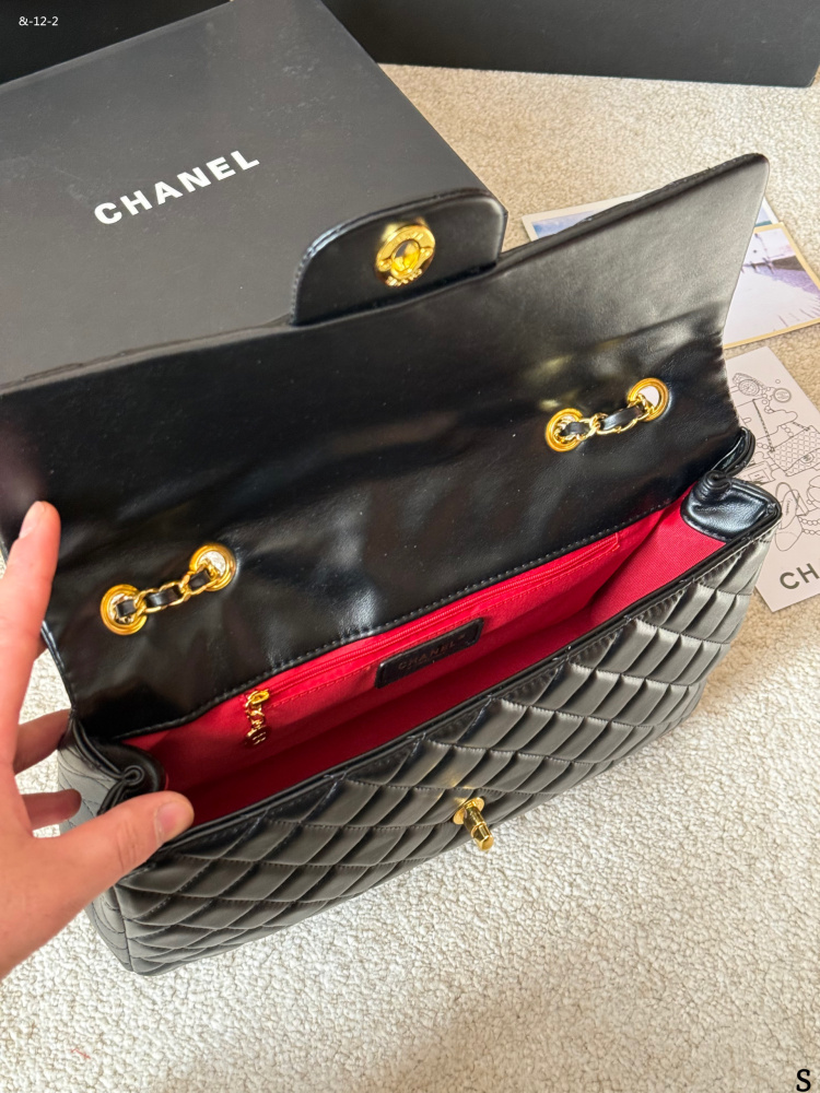 Chanel cf 30